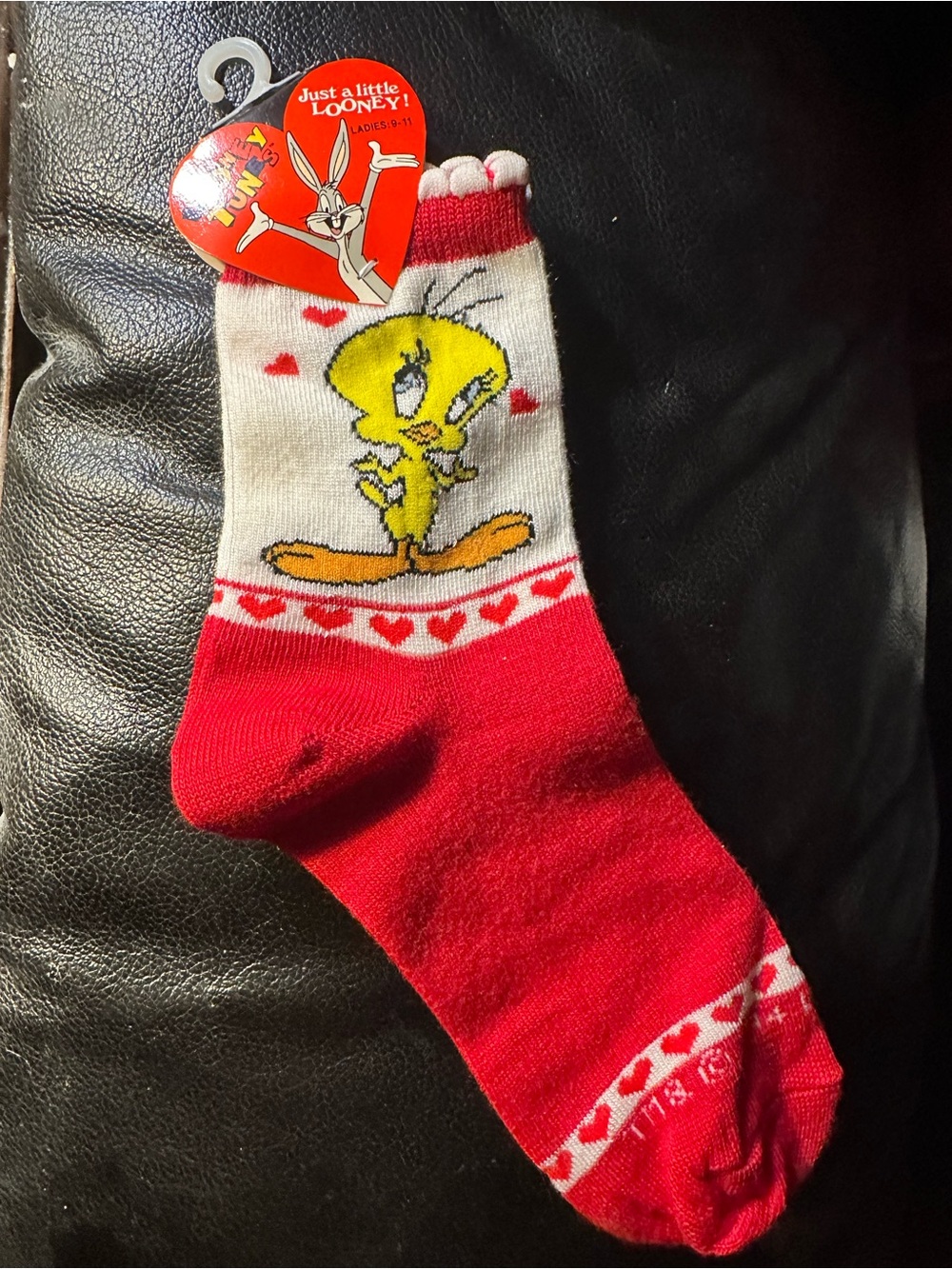 RARE Vintage Warner Bros. Looney Tunes Tweety Socks NWT Red Hearts Women’s 6-11